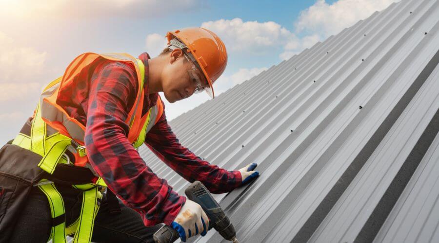Owens Corning roofing contractor in Mason City, NE